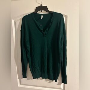 Men’s Nitagut size large green long sleeve shirt with buttons